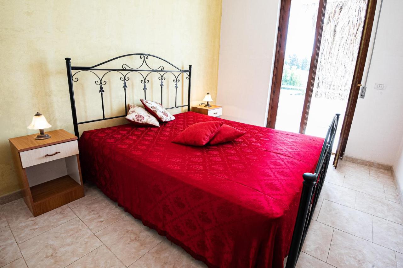 Апартаменти Mancaversa Gallipoli Casa Vacanza Stefania Марина-ді-Манкаверса Екстер'єр фото