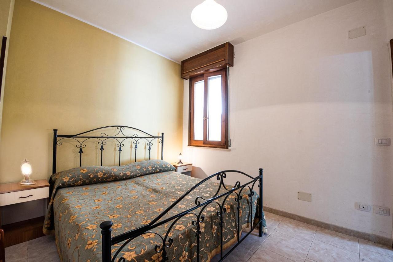 Апартаменти Mancaversa Gallipoli Casa Vacanza Stefania Марина-ді-Манкаверса Екстер'єр фото